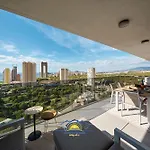 Eagle Serenity דירה *