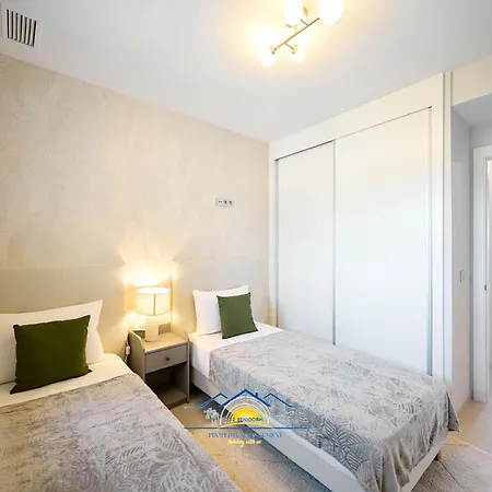 Eagle Serenity Апартаменты *