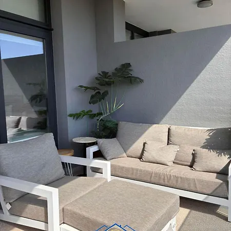 Eagle Serenity Апартаменты